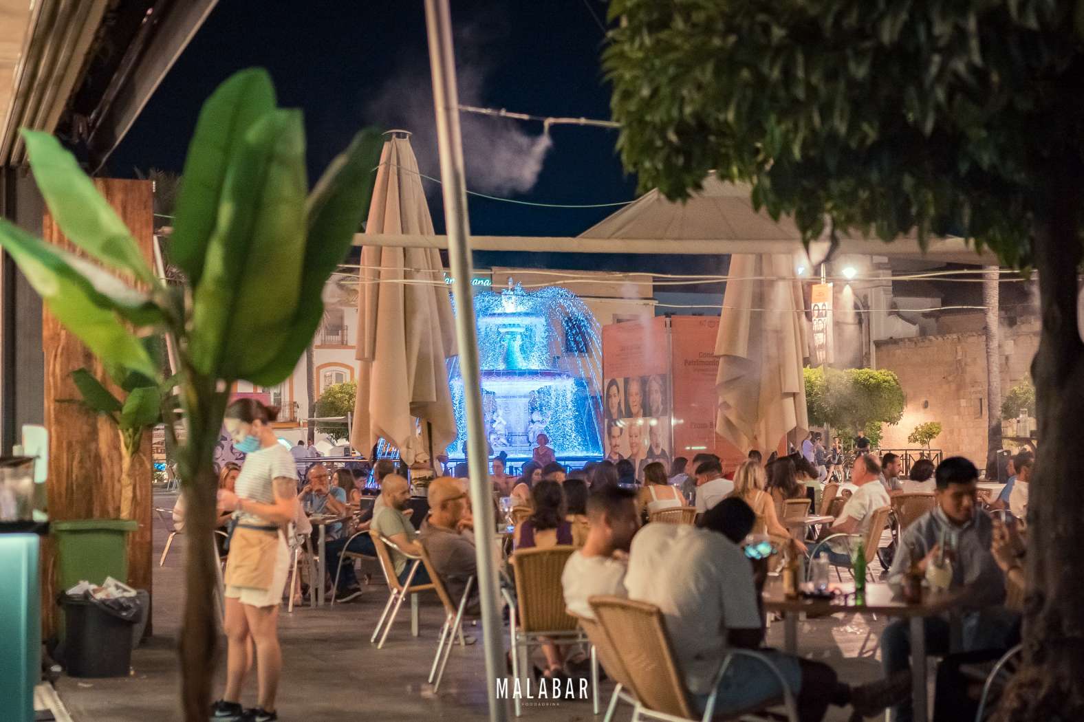 Malabar terraza en Mérida Kiosco terraza comer o tomar una copa en la Plaza de España