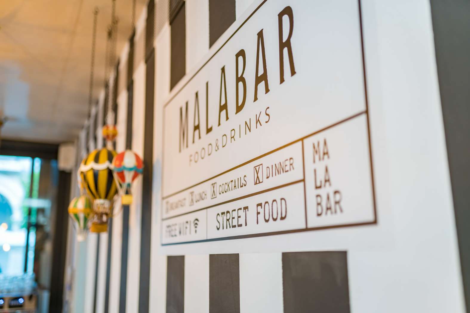 Malabar terraza en Mérida Kiosco terraza comer o tomar una copa en la Plaza de España